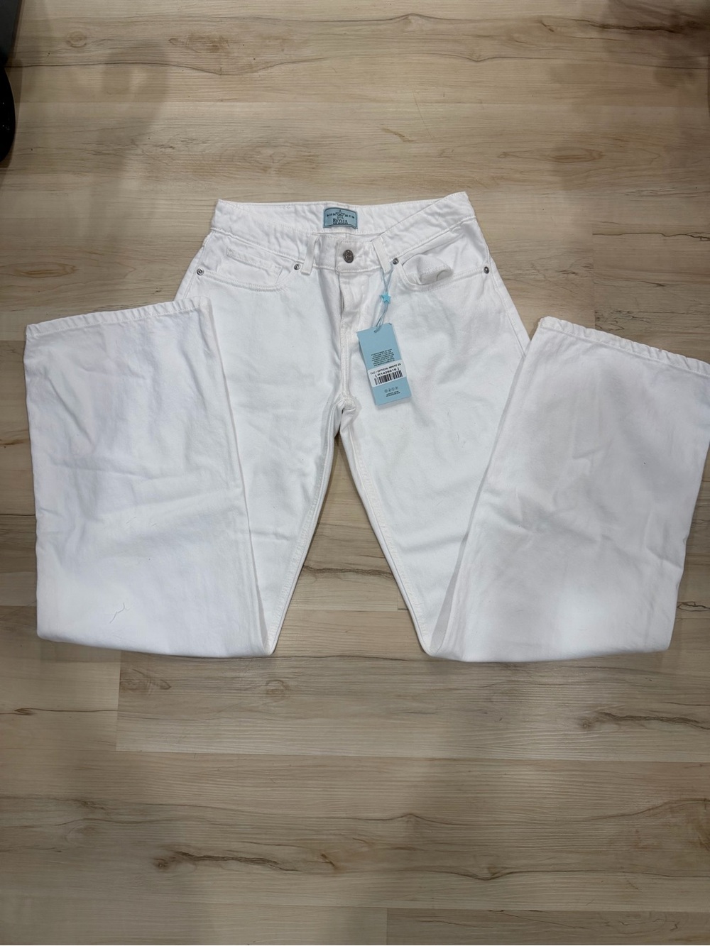 REVICE WHITE TLC JEANS